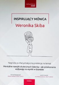 Inspirujący mówca